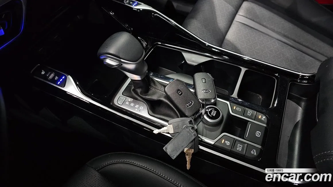 Kia Sorento — фото 9