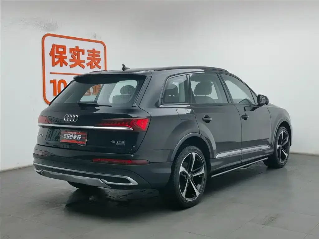 Audi Q7 — фото 3