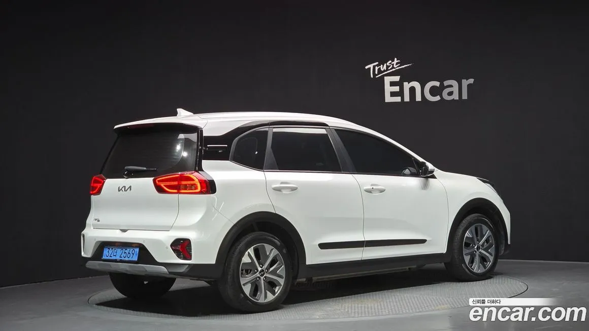 Kia Niro — фото 2