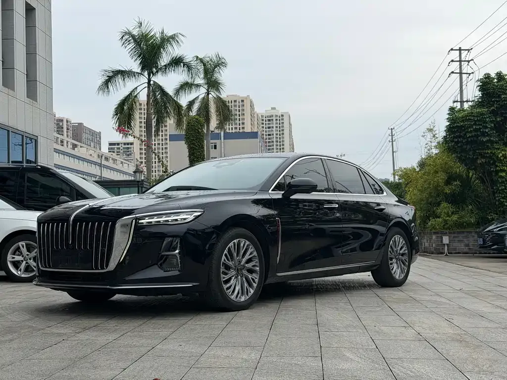 Hongqi H5 — фото 1