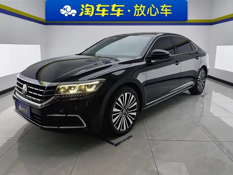 Volkswagen Passat — фото 1