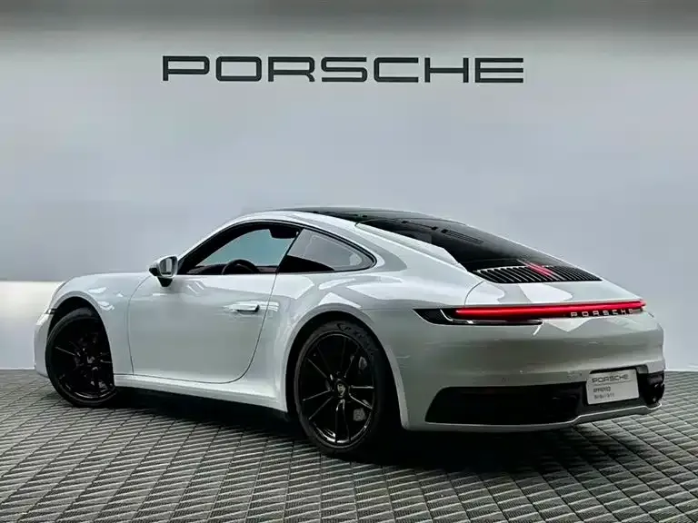 Porsche 911 — фото 6
