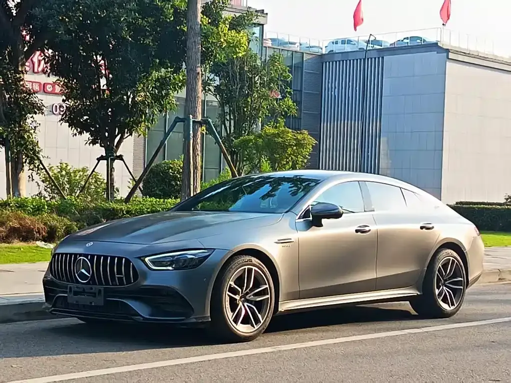 Mercedes-Benz AMG GT — фото 1