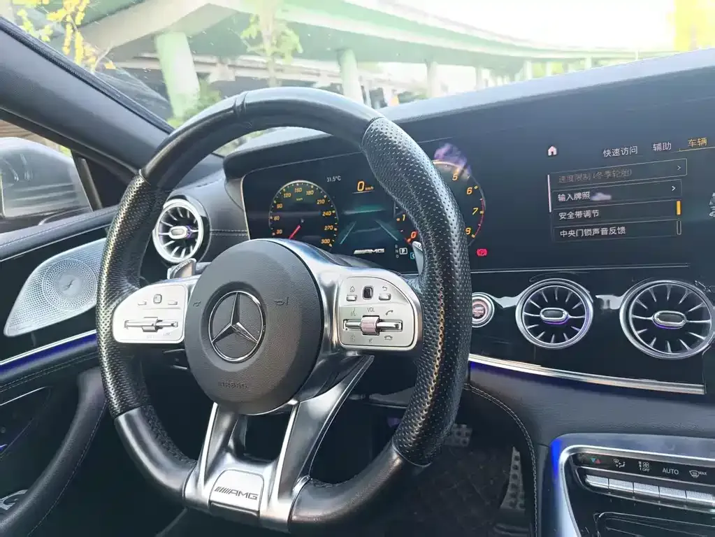 Mercedes-Benz AMG GT — фото 7