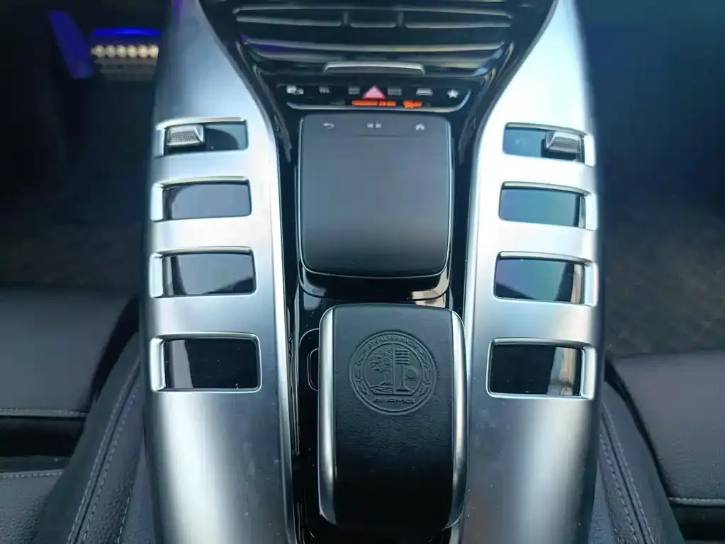 Mercedes-Benz AMG GT — фото 9