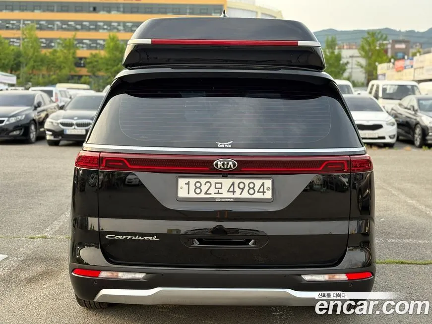 Kia Carnival — фото 2