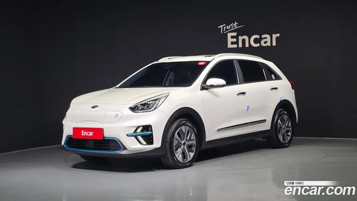 Kia Niro — фото 1