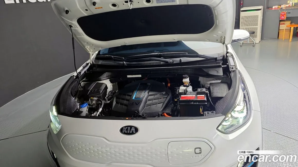 Kia Niro — фото 6