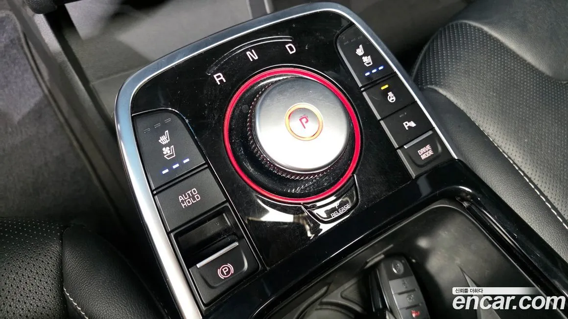 Kia Niro — фото 9
