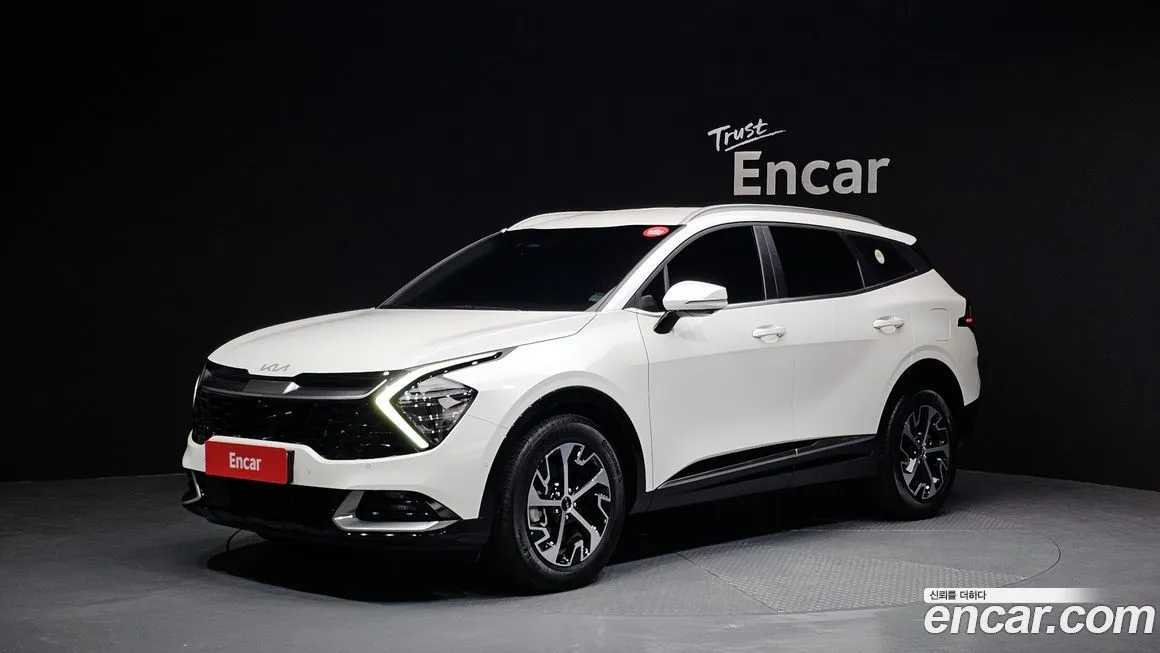 Kia Sportage — фото 1