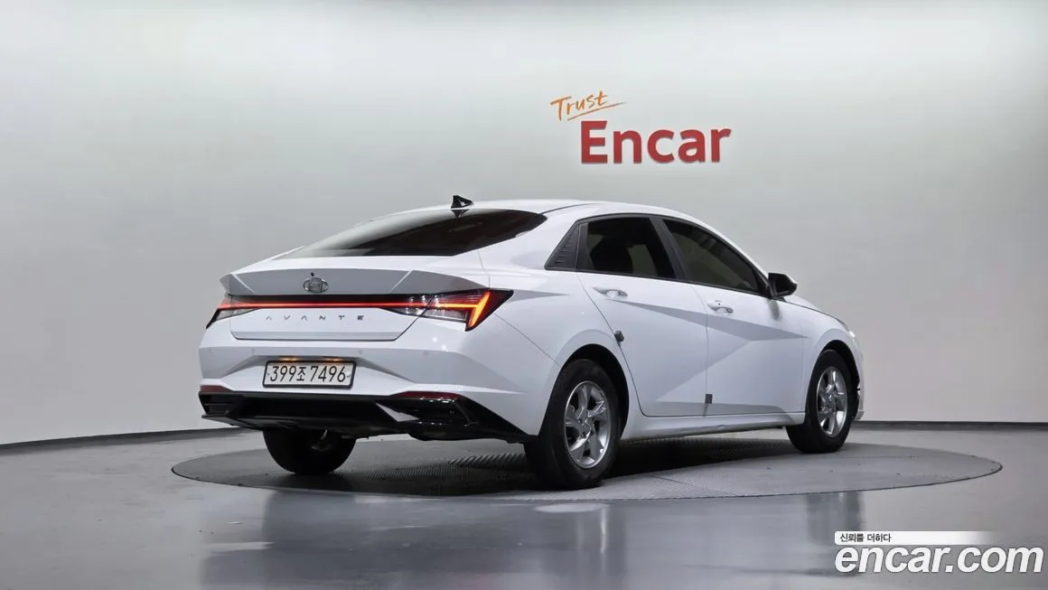 Hyundai AVANTE — фото 2