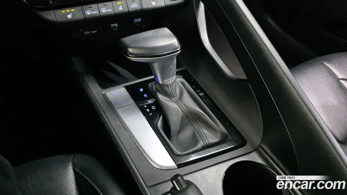 Hyundai AVANTE — фото 9