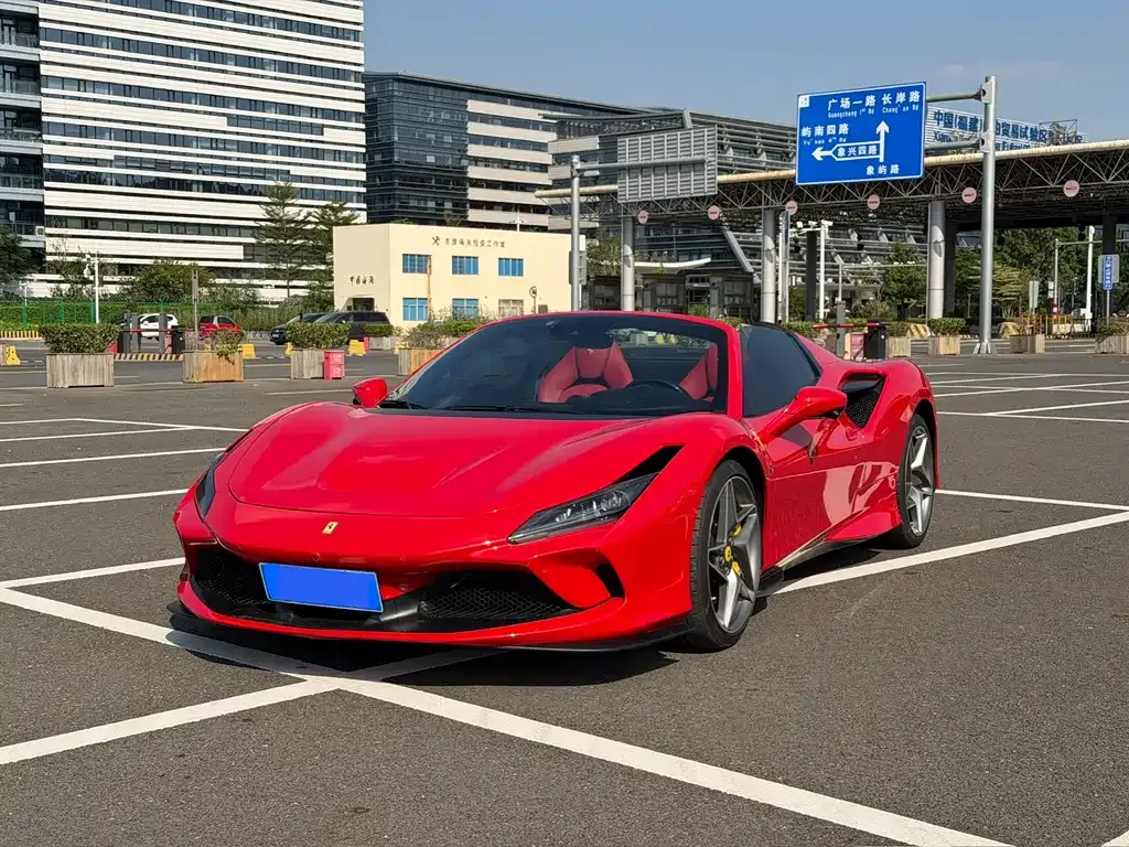 Ferrari F8 — фото 1