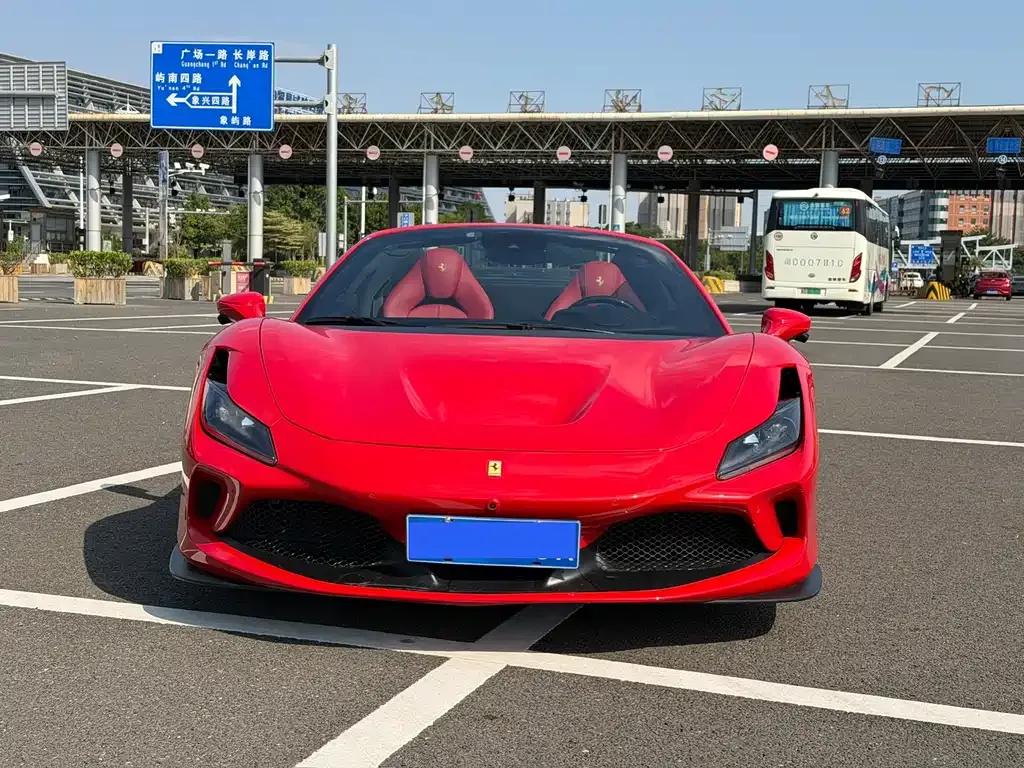 Ferrari F8 — фото 5