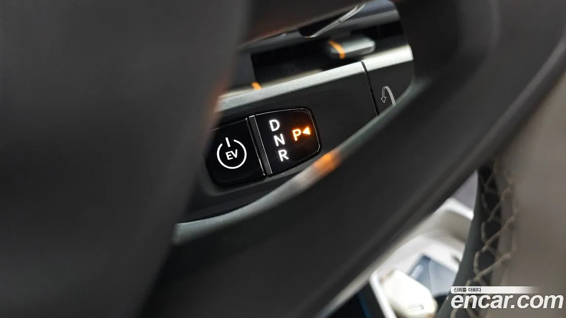 Kia EV3 — фото 9