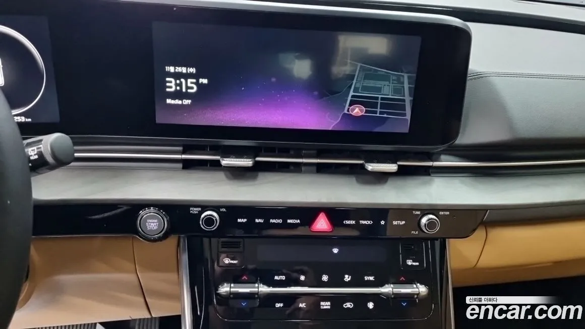Kia Carnival — фото 10