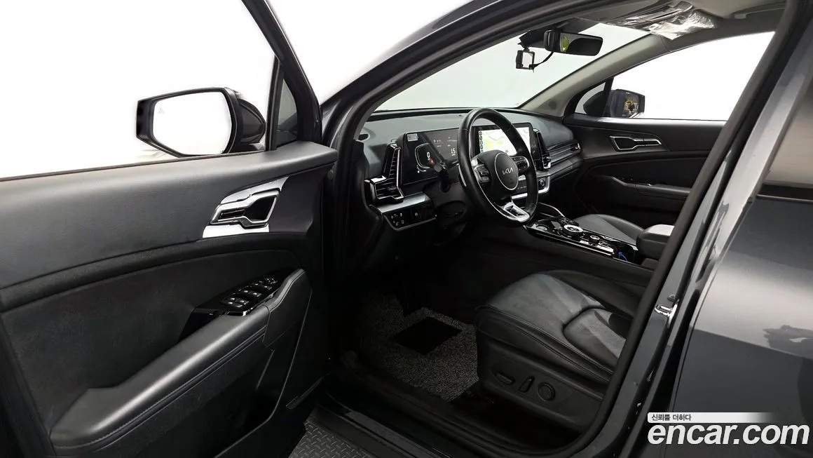 Kia Sportage — фото 10