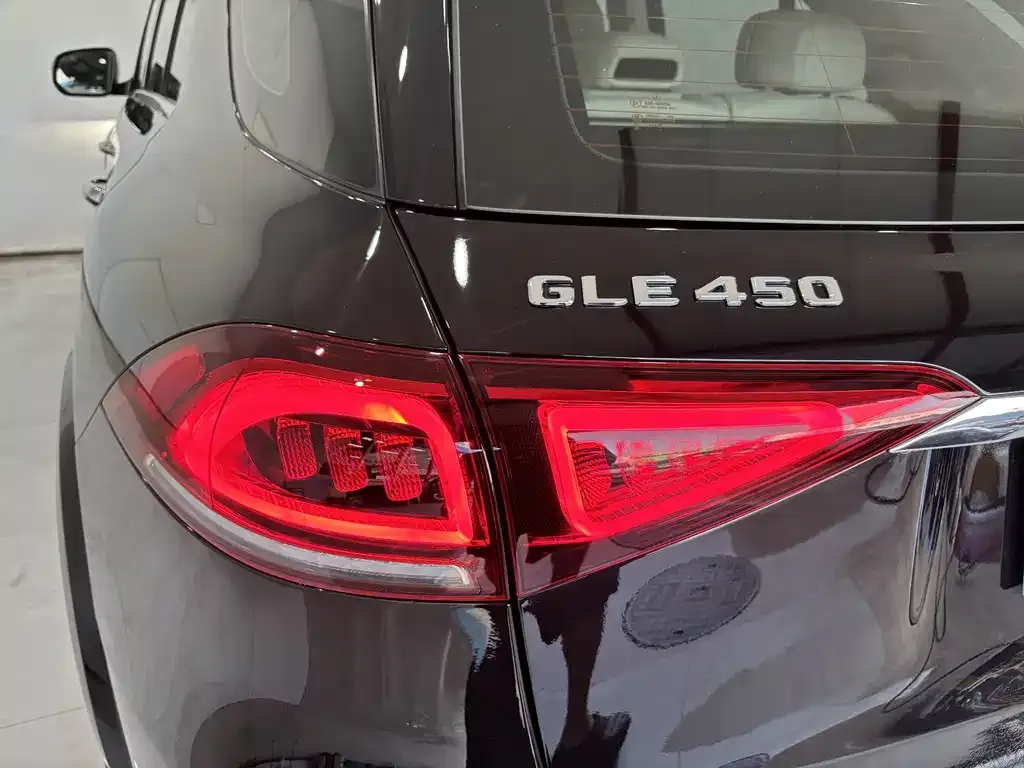 Mercedes-Benz GLE — фото 10