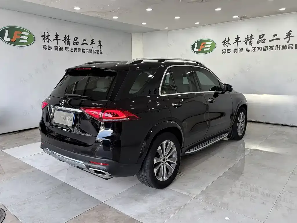 Mercedes-Benz GLE — фото 8
