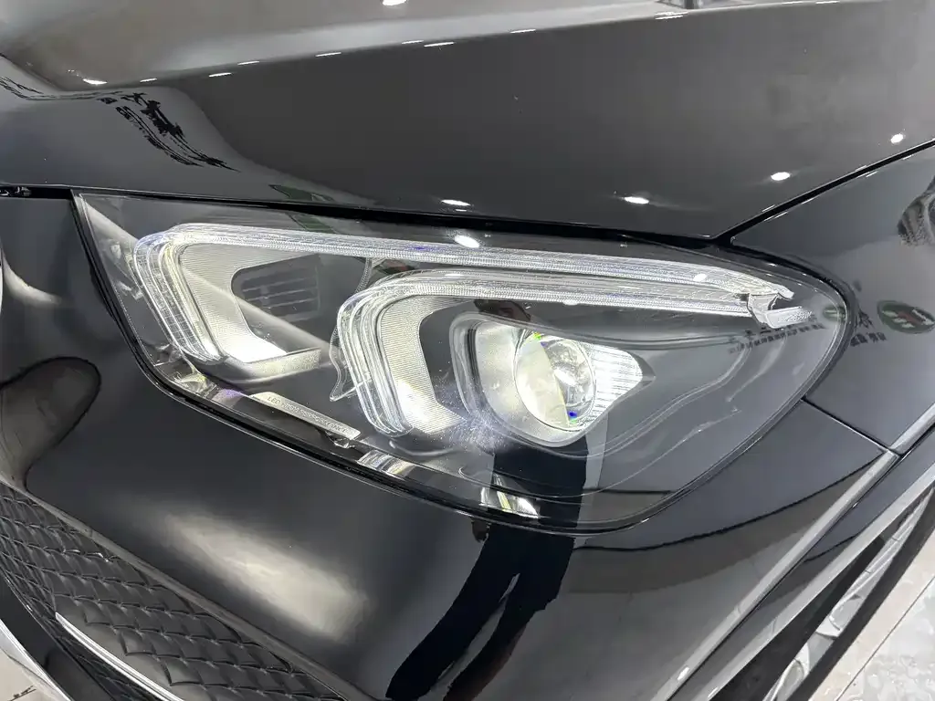 Mercedes-Benz GLE — фото 9