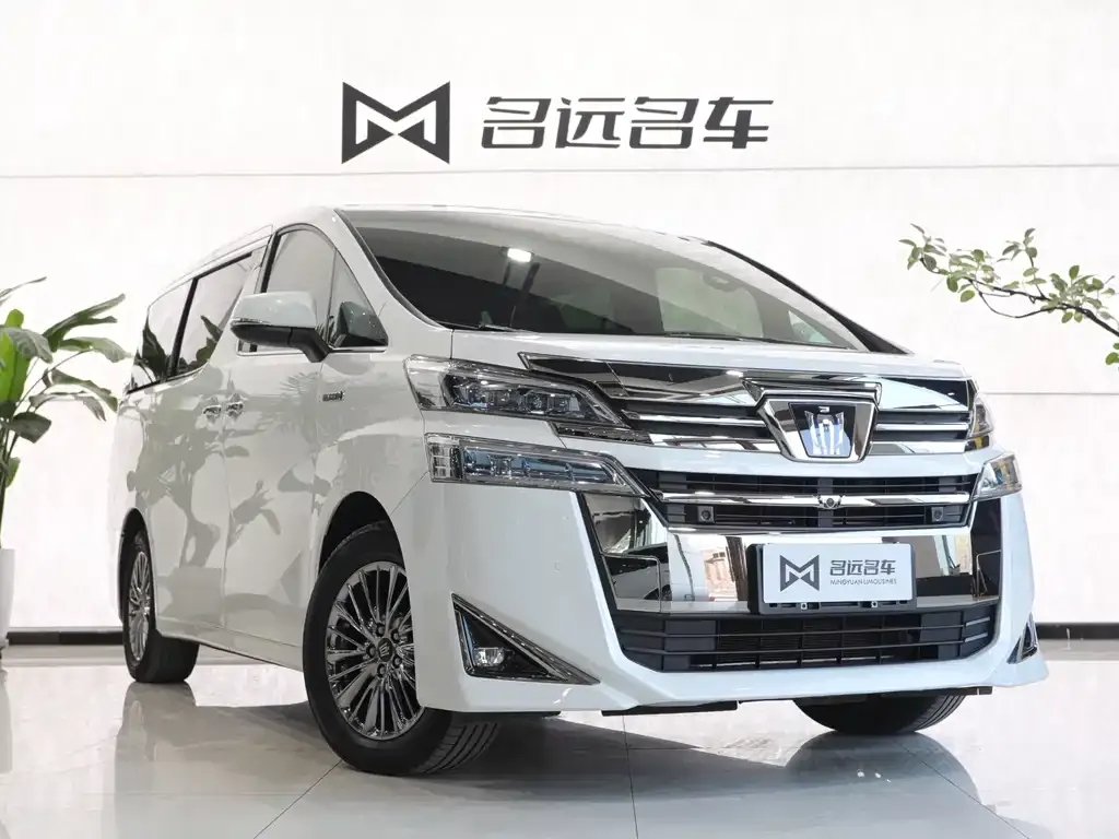 Toyota Vellfire — фото 3