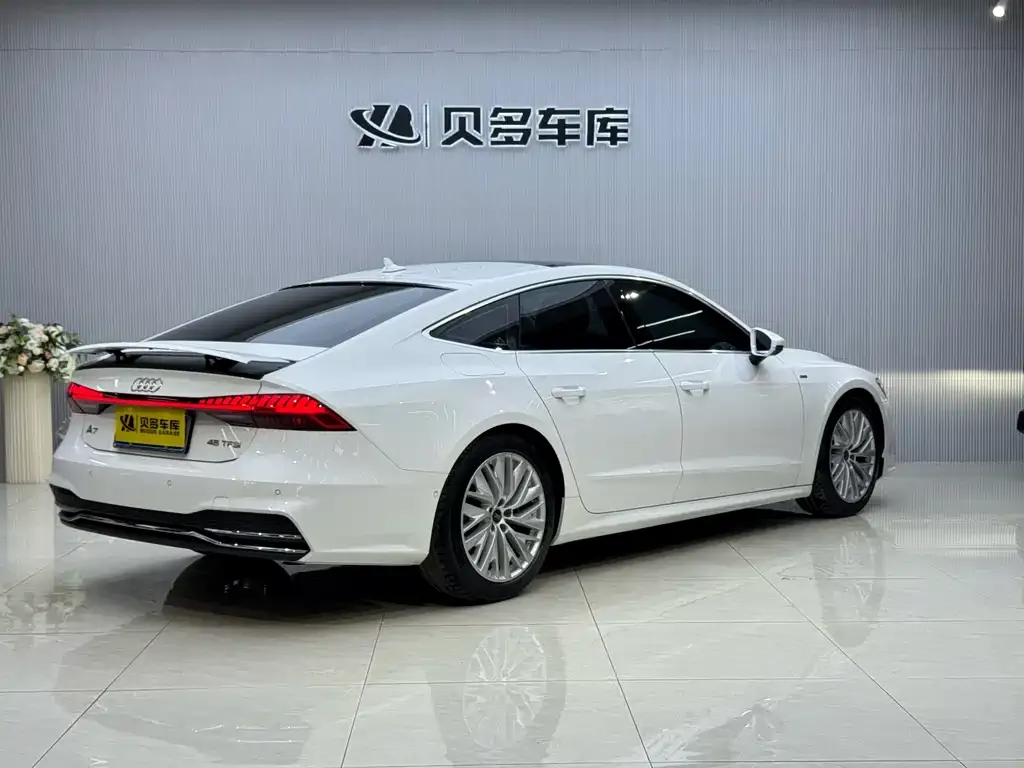 Audi A7 — фото 5