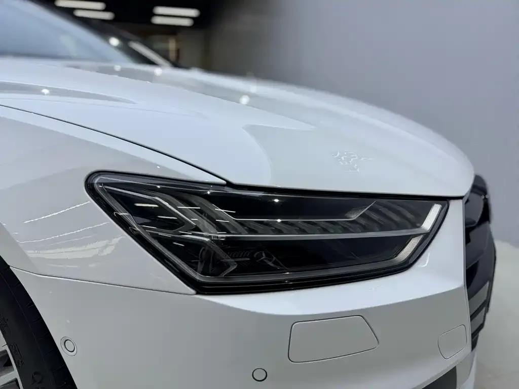 Audi A7 — фото 8