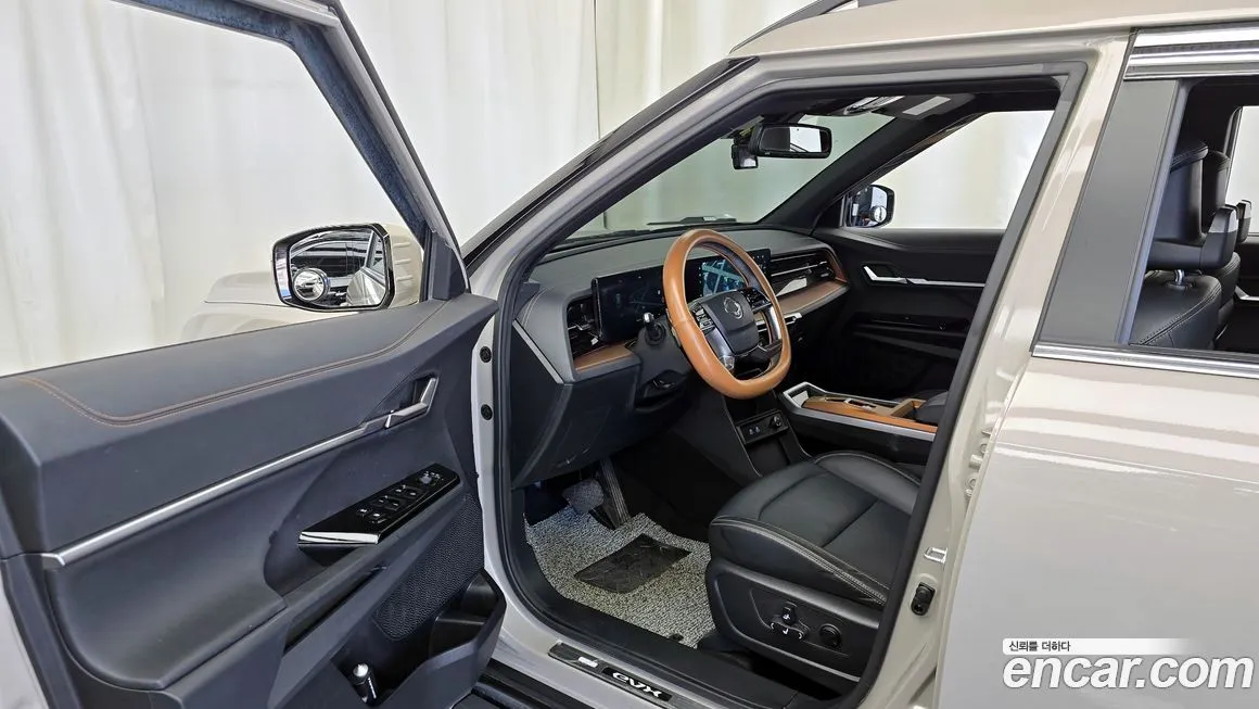KG Mobility (Ssangyong) Torres — фото 10