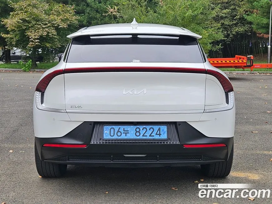 Kia EV6 — фото 4