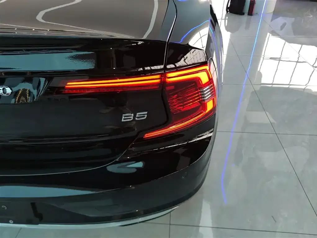 Volvo S90 — фото 8