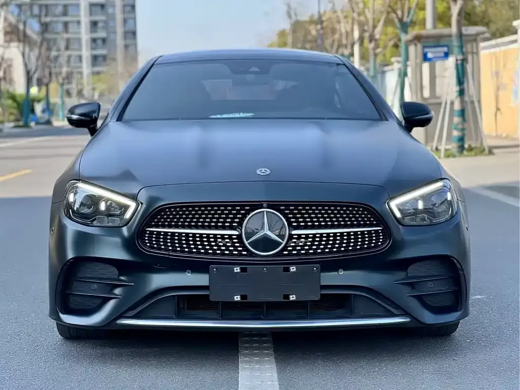Mercedes-Benz E-Class (Import) — фото 2
