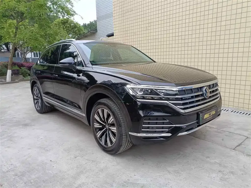 Volkswagen Touareg New Energy — фото 4