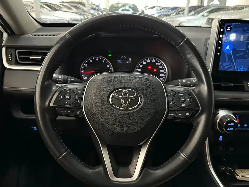 Toyota Wildlander — фото 6