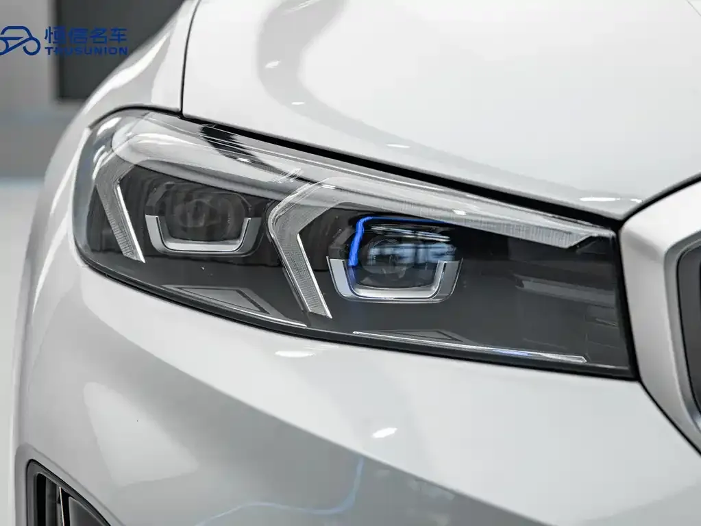 BMW i3 — фото 9