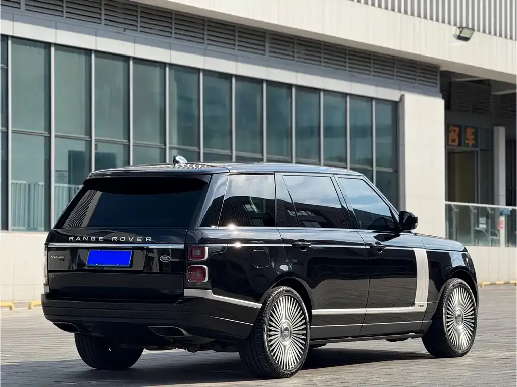 Land Rover Range Rover — фото 10
