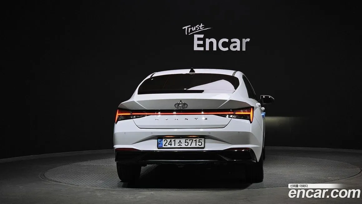 Hyundai AVANTE — фото 4