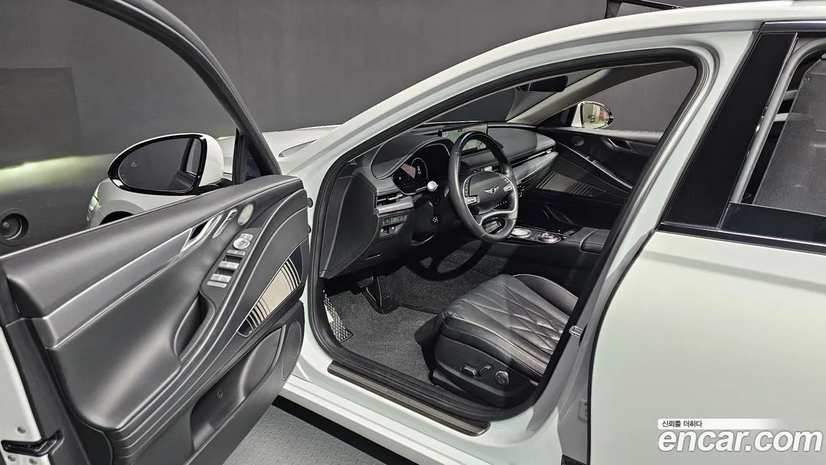 Genesis G80 — фото 10