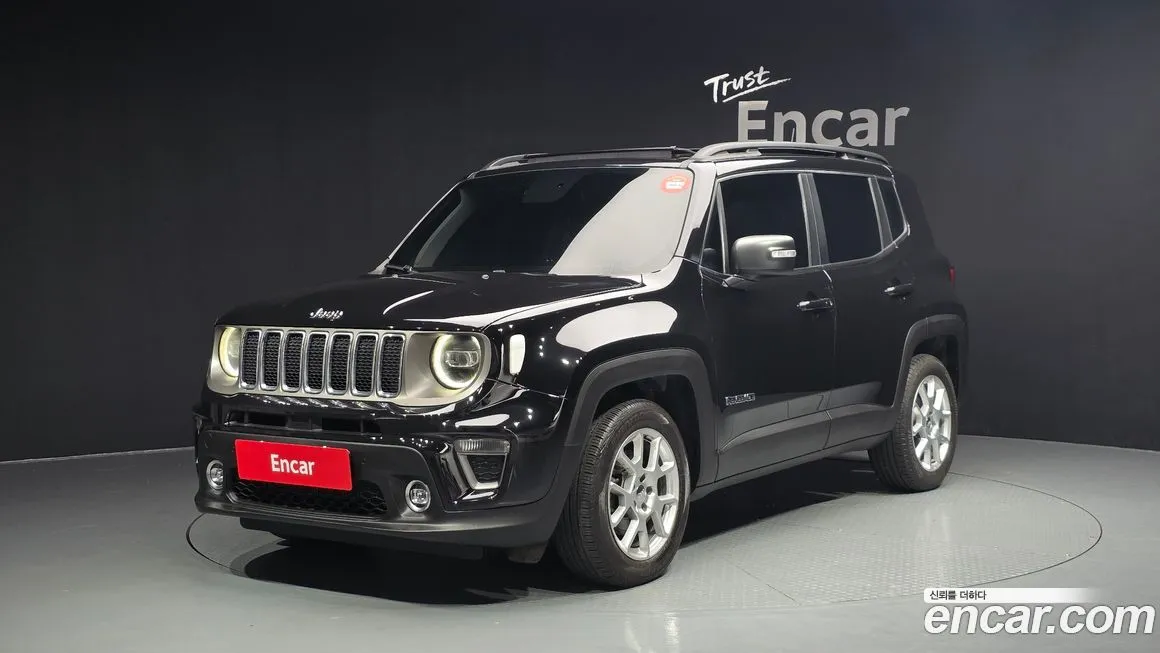 Jeep Renegade — фото 1
