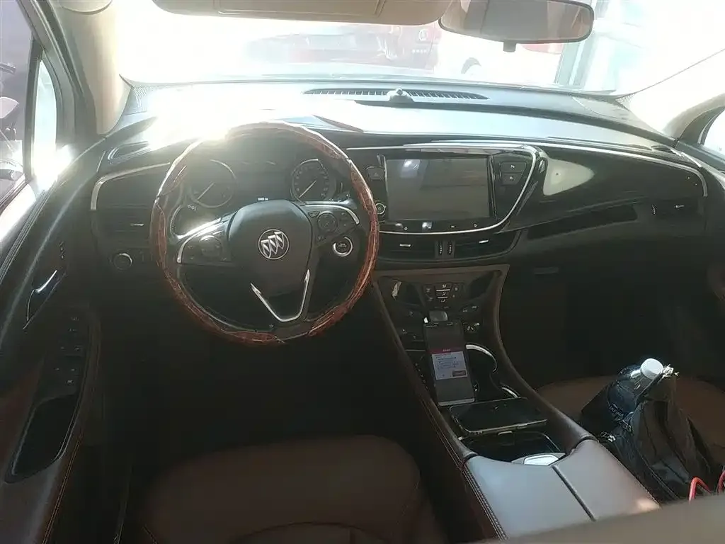 Buick Envision Plus — фото 10