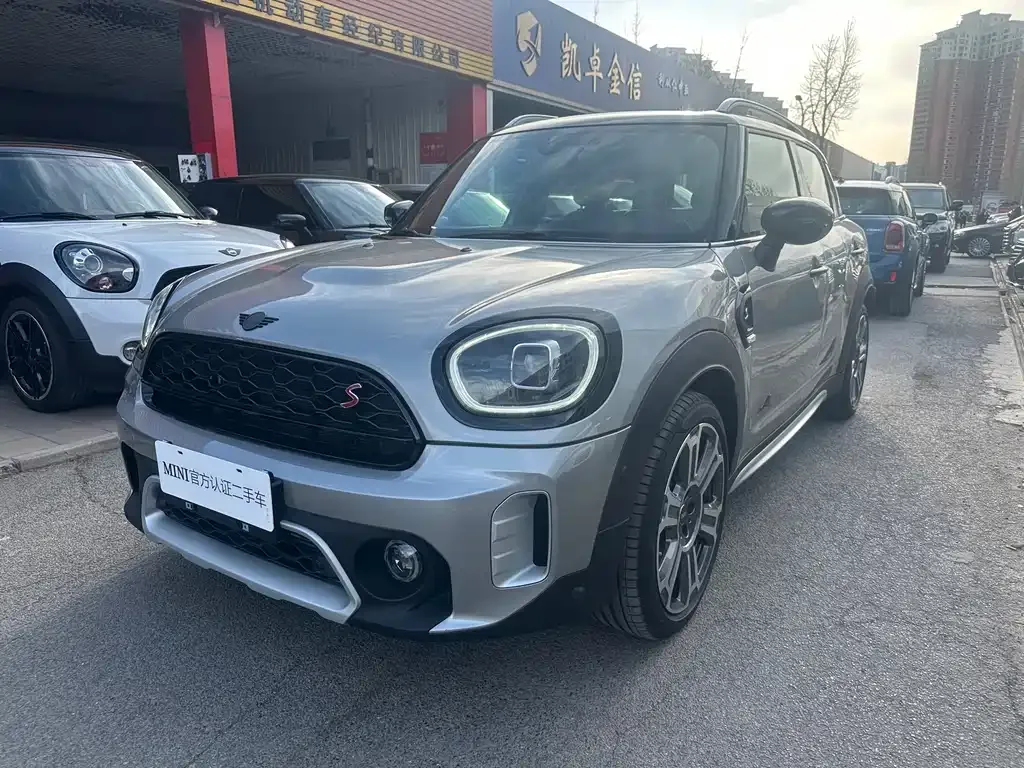 MINI Countryman — фото 1
