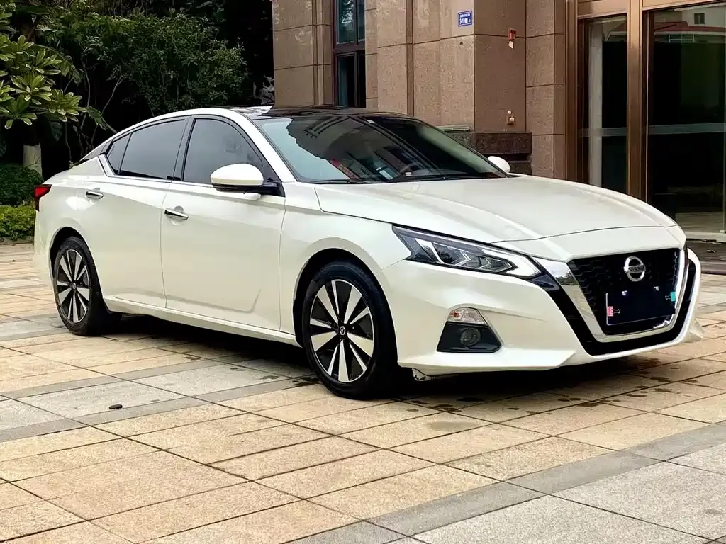 Nissan Teana — фото 3