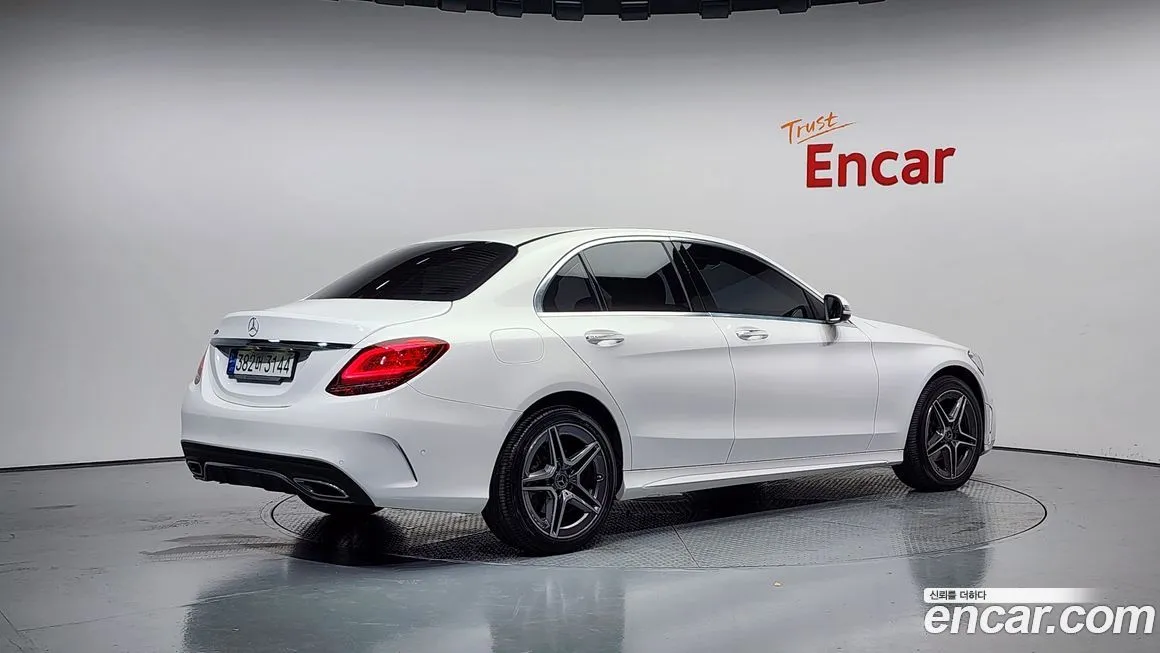 Mercedes-Benz C-Class — фото 2