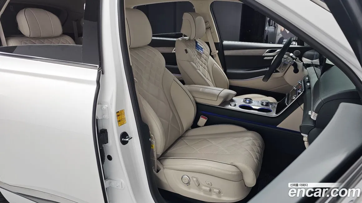 Genesis GV80 — фото 10