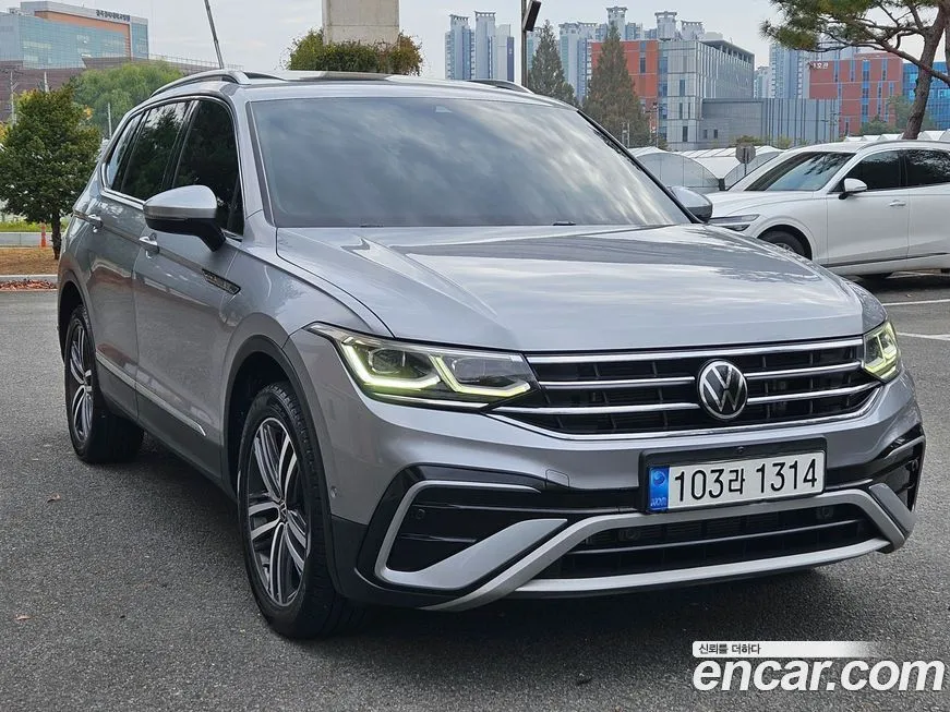 Volkswagen Tiguan — фото 2