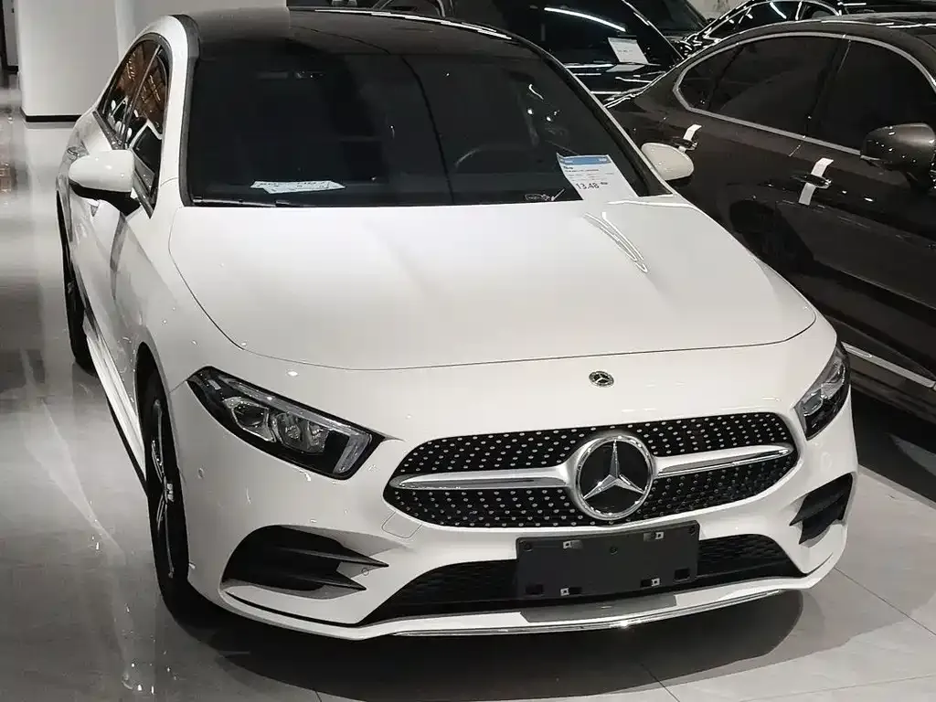 Mercedes-Benz A-Class — фото 1