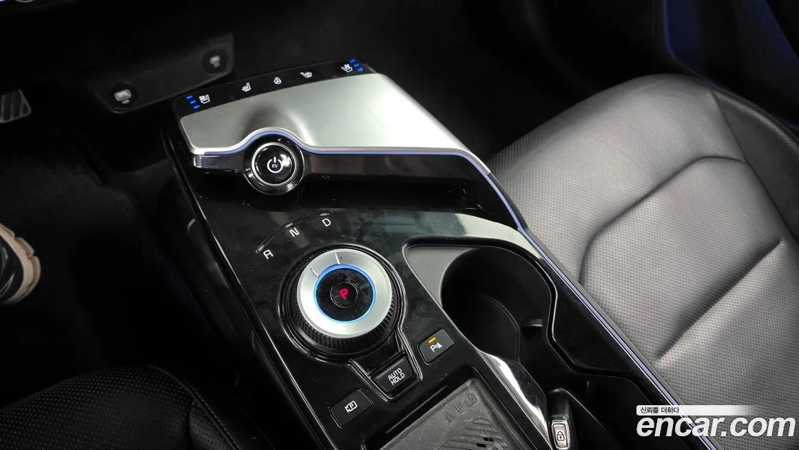 Kia EV6 — фото 9