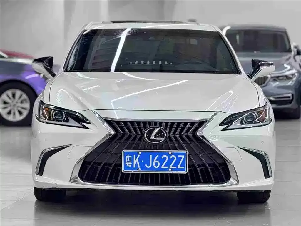 Lexus ES — фото 2