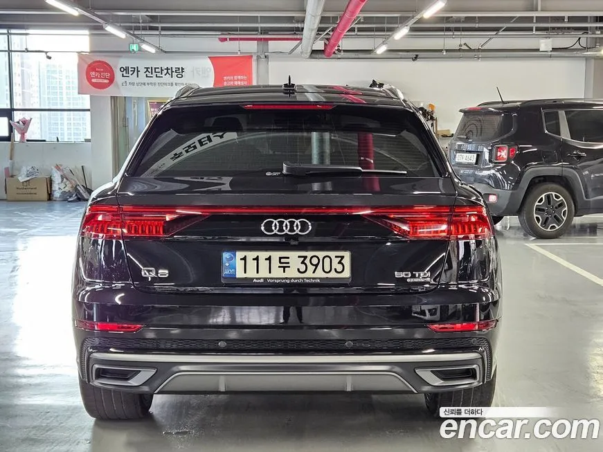 Audi Q8 — фото 4