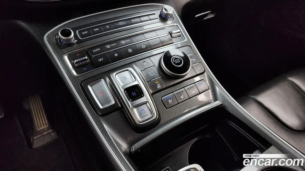 Hyundai Santafe — фото 9