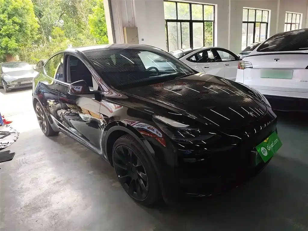Tesla Model Y — фото 4